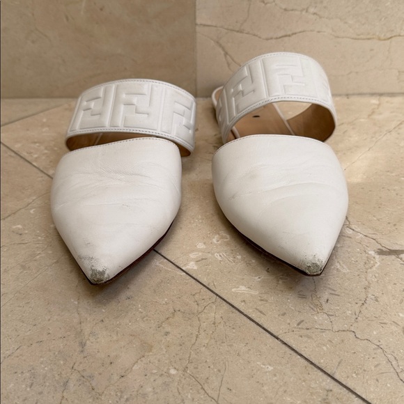 Fendi leather mules. Size 39 1/2 - Picture 3 of 12